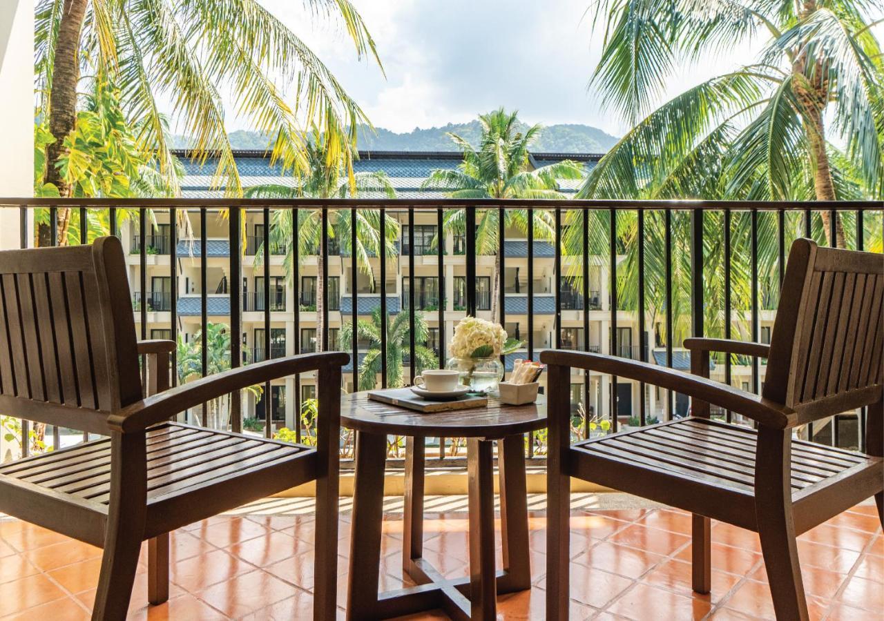 Radisson Resort And Suites Phuket Strand Kamala Exterior foto